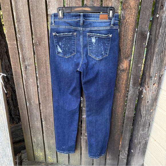 Judy Blue Destroyed Bleach Splatter Midrise Boyfriend Fit Jeans Sz 7/28 - Picture 10 of 15